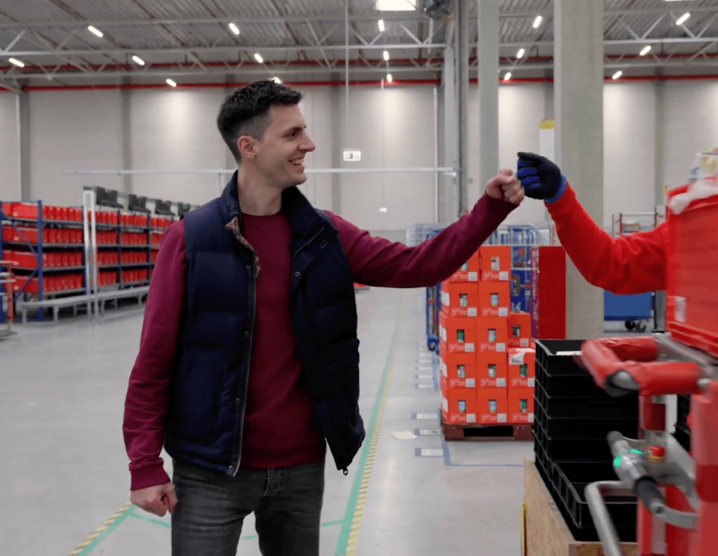 facility manager 1763048374